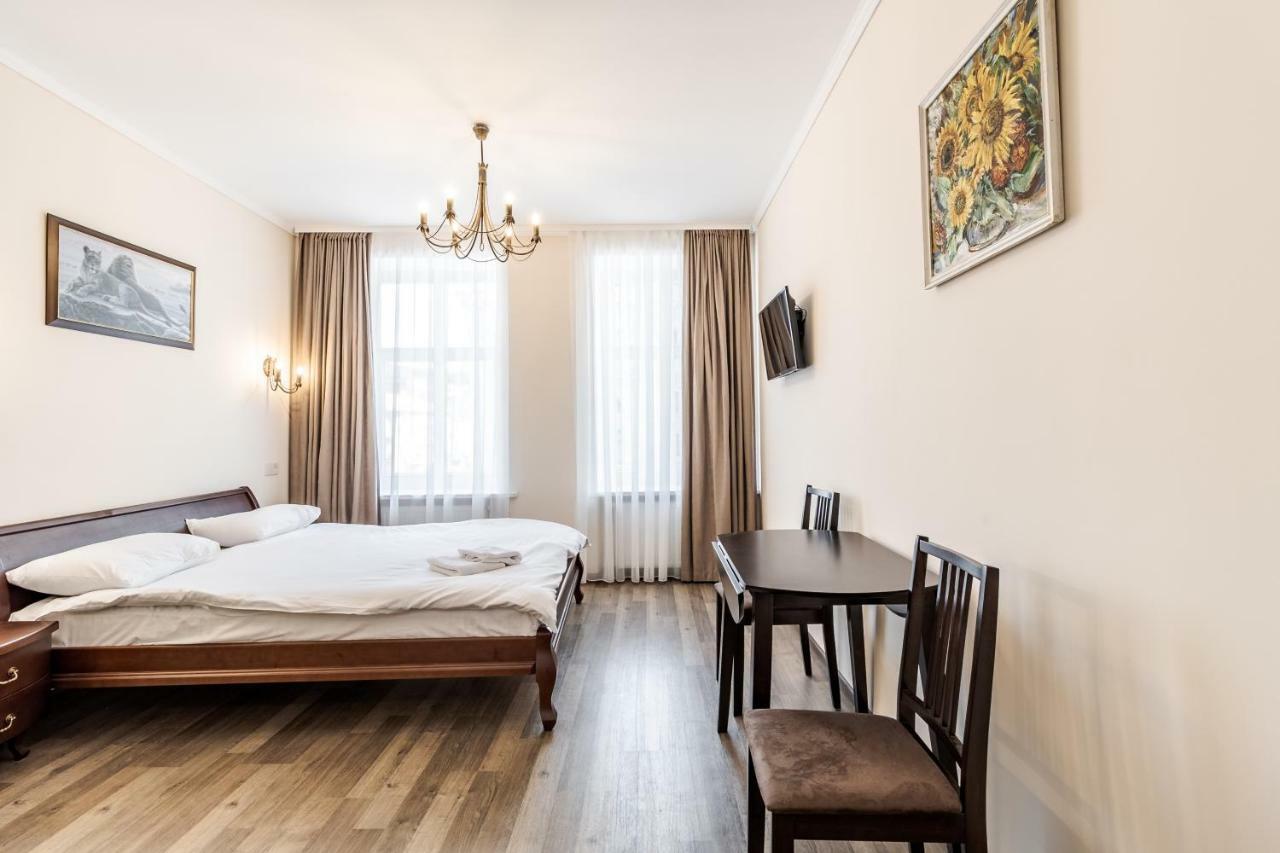 Opera House 1 Apartment Lviv